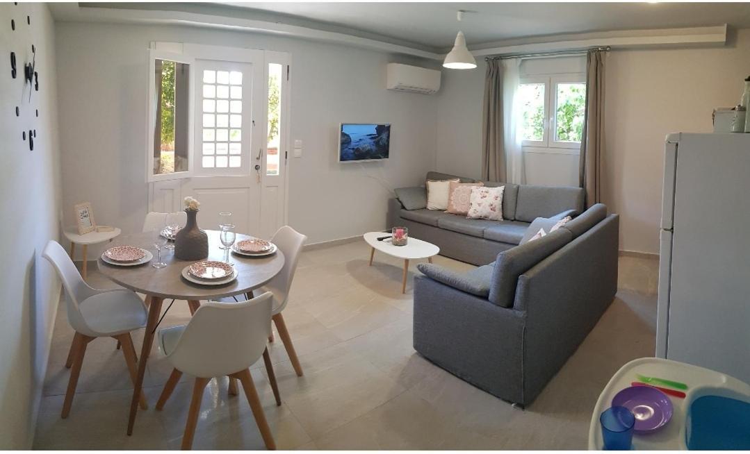Stema Seaside Apartments Γούβες Εξωτερικό φωτογραφία