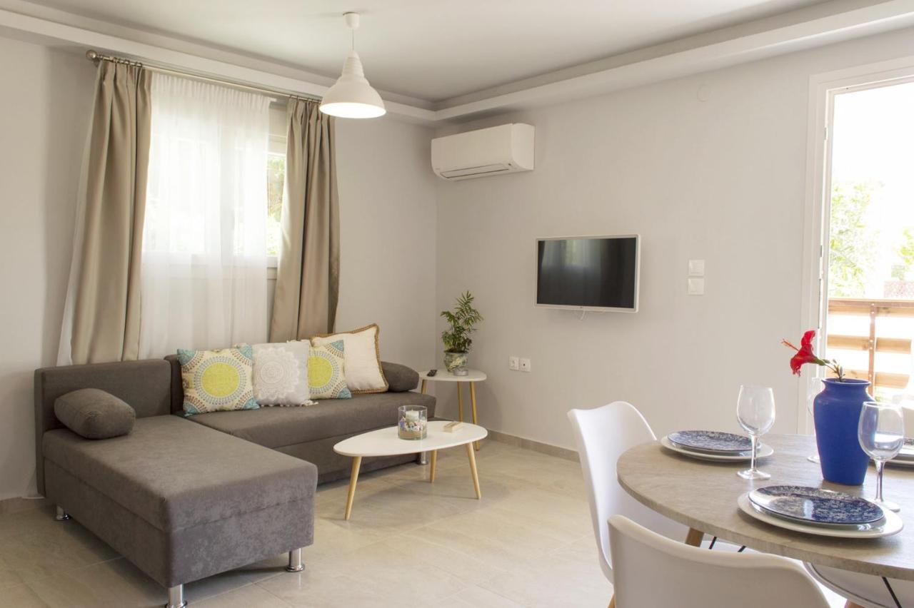 Stema Seaside Apartments Γούβες Εξωτερικό φωτογραφία